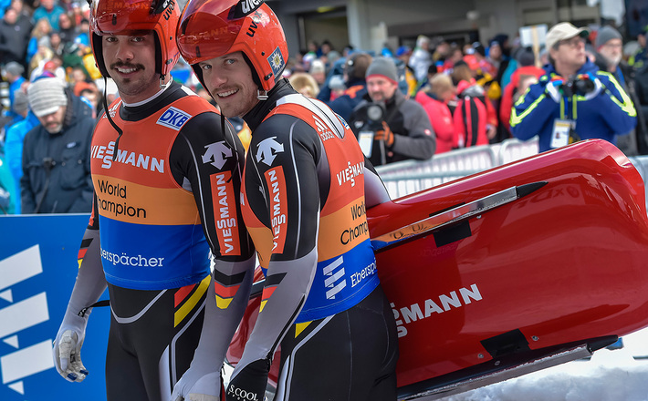 Regelmäßig finden Wettkämpfe und Weltcups statt