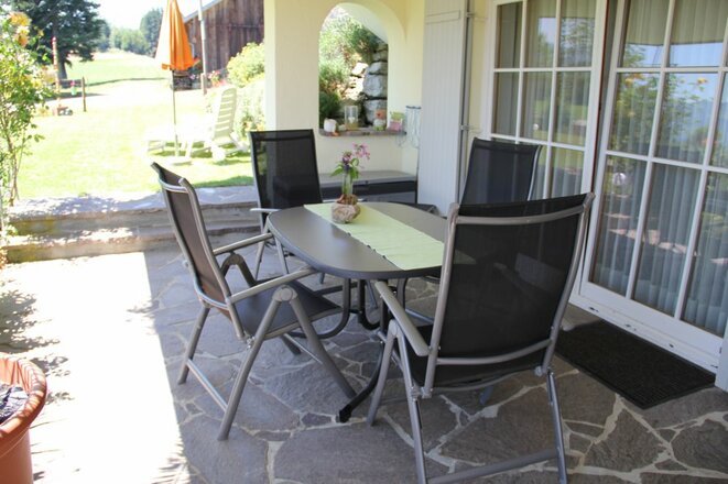 Terrasse mit Sitzgruppe