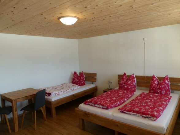 Schlafzimmer 3