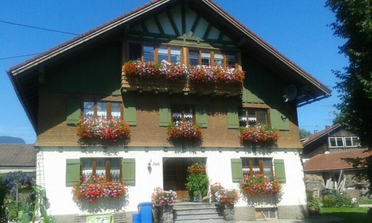 Hubertushof, Burgberg