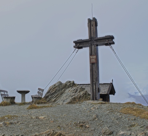 Gipfelkreuz auf dem Hundstein