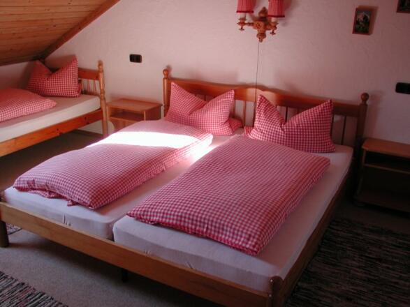 totzauerweitnauschlafzimmer