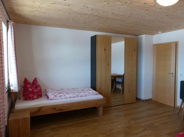 Schlafzimmer 3