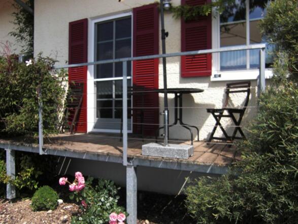 Balkon Gänsblümchen