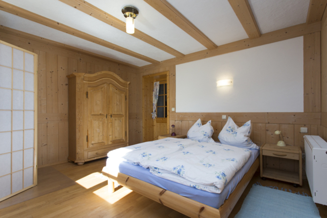 Schlafzimmer II