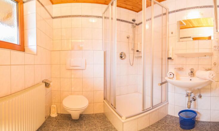 Bad im Einbettzimmer - Haus Elisabeth