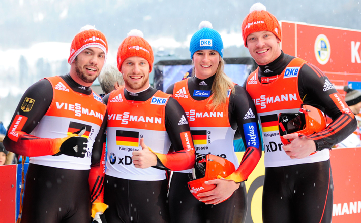 Die Sieger im Rodel-Teamwettbewerb 2015