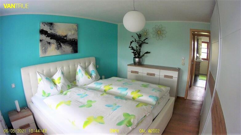 2021_0506_104442_068a2