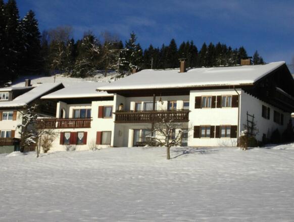 Unser Anwesen i. Winter