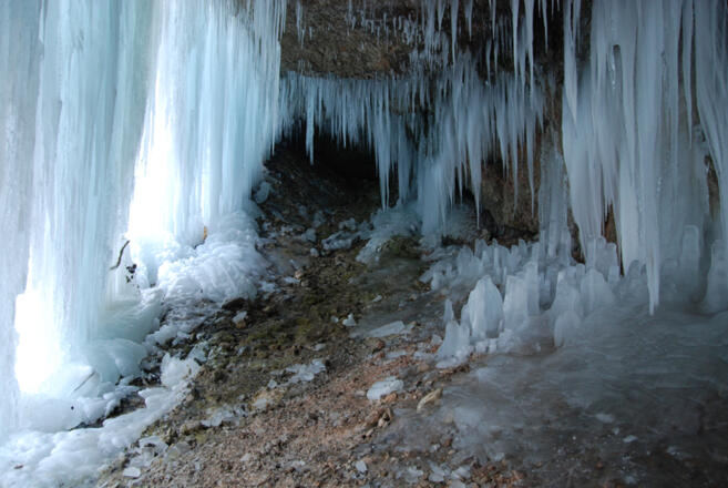 Eistobel-Eiszapfenhöhle