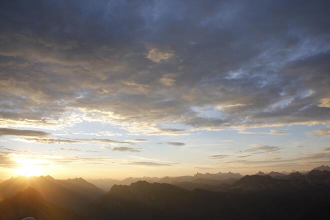 Sonnenaufgang auf der Mohnenfluh