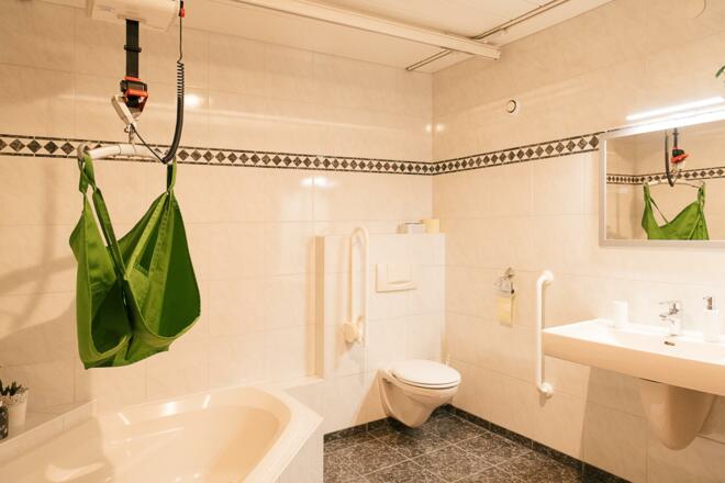 Bad barrierefrei behindertengerecht Urlaub Tirol