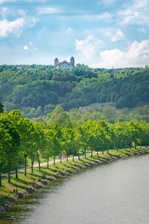 Radler am Main-Donau-Kanal