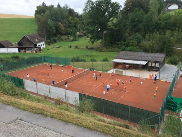 Tennisplatz Freinberg