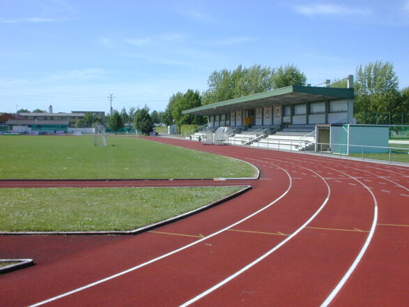 Laufbahn - Tribüne