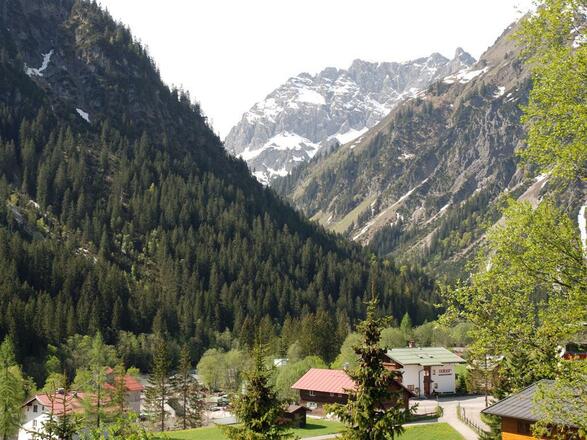 Blick vom Balkon der Katagorie Talblick