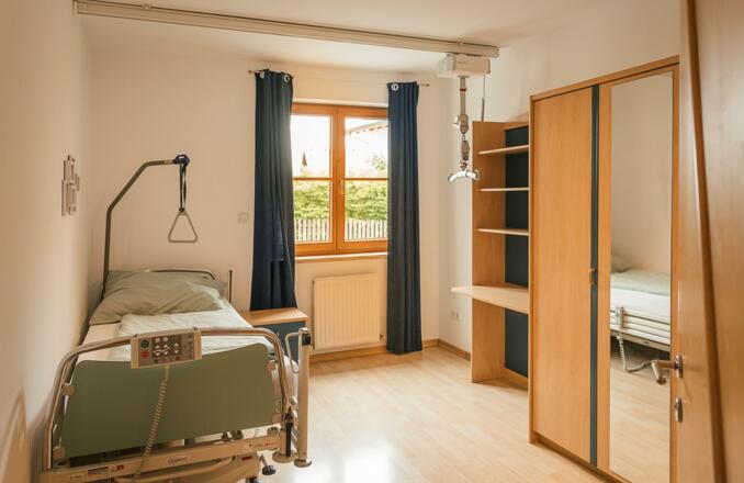 barrierefrei behindertengerecht Urlaub Tirol Bett