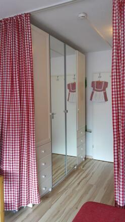 Schrank 424