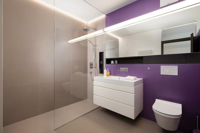 Badezimmer Lila