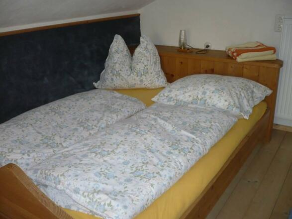 Mansardenzimmer - Ferienwohnung