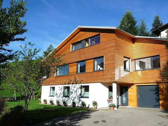 Haus im Sommer
