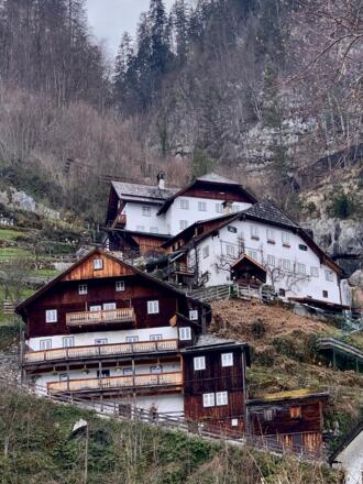 Hallstatt Häuser am Hallberg