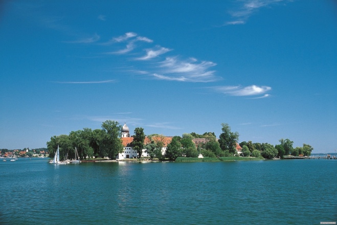 Blick auf die Fraueninsel