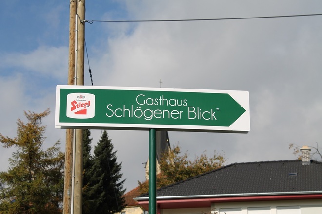 Wegweiser zum Gasthaus