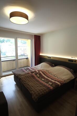 Schlafzimmer 3 mit Balkon