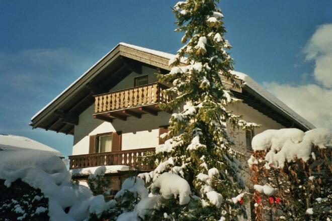 Haus im Winter