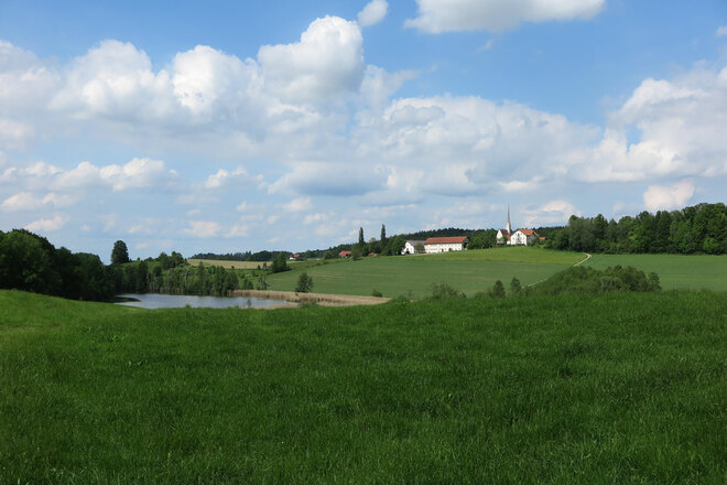 Dorf Berg und Berger See