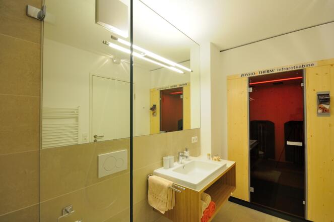Dusche, Infrarotkabine AppC