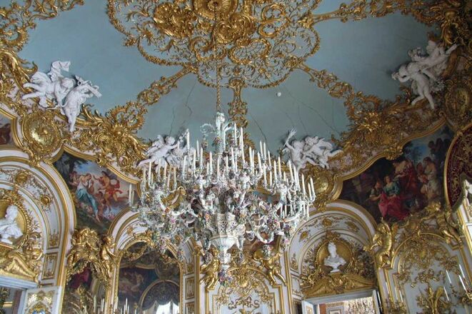 Meißner-Kronleuchter im Speisezimmer, Schloss Herrenchiemsee