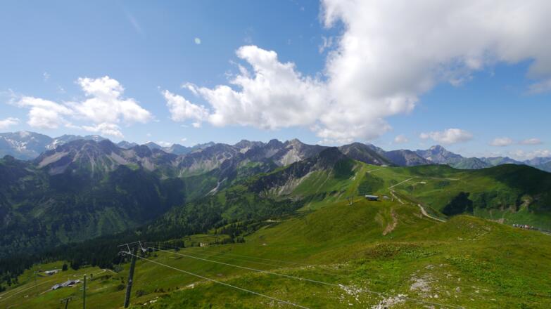 Vom Fellhorn durch das Skigebiet in Richtung Kanzelwand