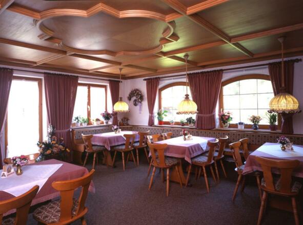 Gemütlich frühstücken im Gästehaus Gschwender