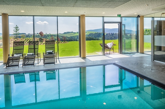 Wellnessbereich mit traumhaften Ausblick