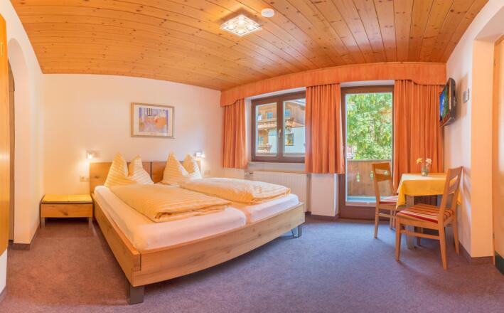 Doppelzimmer   Pension Tina