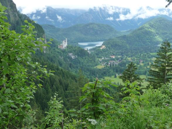 Tiefblick auf die Königschlösser