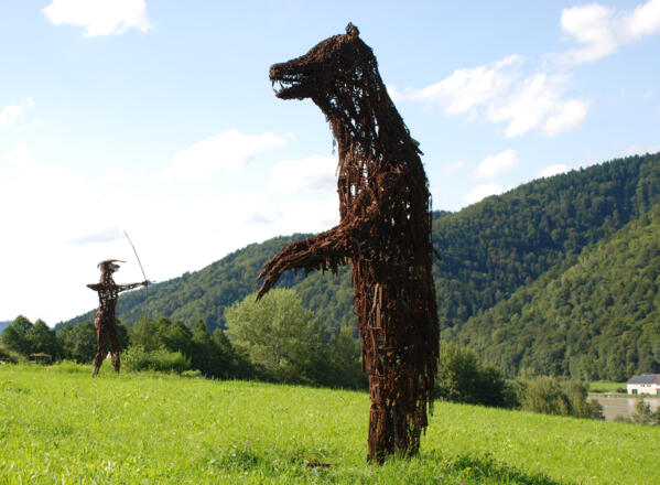ein Bär im Skulpturenpark
