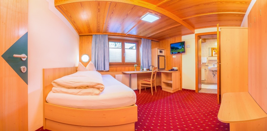 Einzelzimmer   Pension Tina