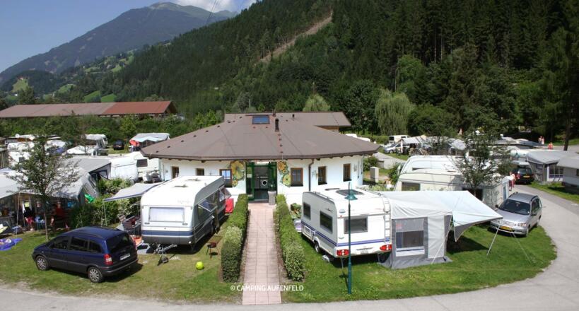 Urlaub am Camping Aufenfeld im Zillertal - Comfort Platz