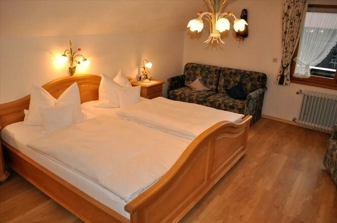 Schlafzimmer Fewo Bischof