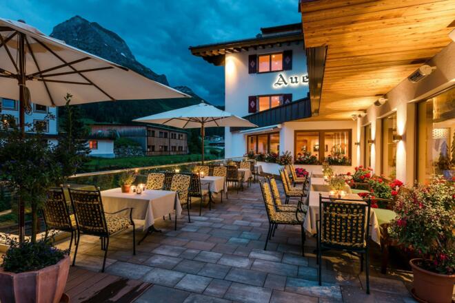 Abendstimmung auf der Terrasse