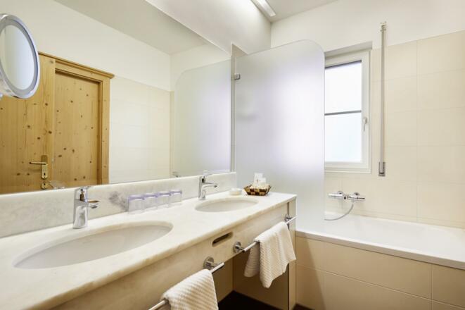 2 Raum Familiensuite Superior Dürrstein