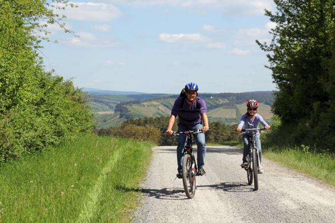 Radler auf dem Weg nach Gemünden