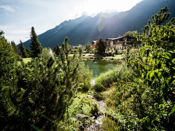 Außenbild Sommer Hauptbild