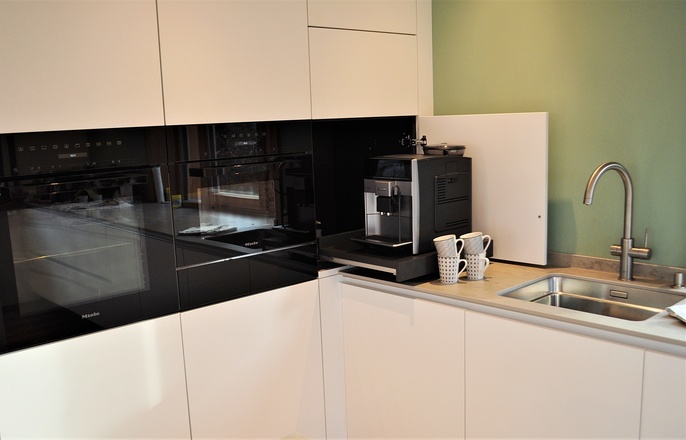 Küche Chalet mit Kaffeeautomat/frisches Sprudelwasser direkt aus d. Hahn