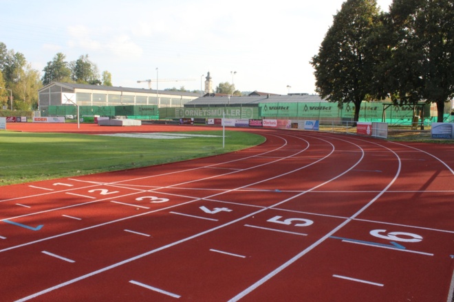Stadion-Laufbahn