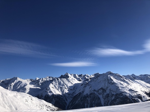 Blick zu den Stubaier Alpen