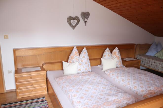 Schlafzimmer Lammertal